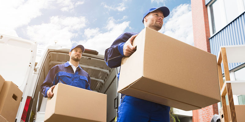 4 Reasons to Hire Long-Distance Movers for Your Big Move