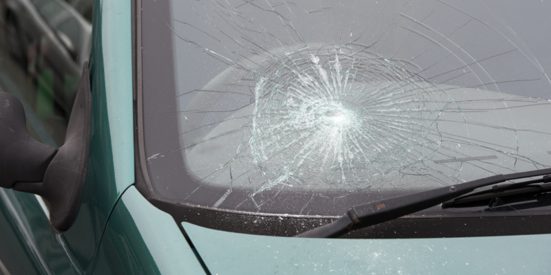 auto glass repair that can make it even more expensive