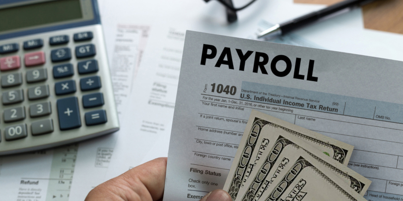 3 Things to Consider When Choosing Payroll Solutions