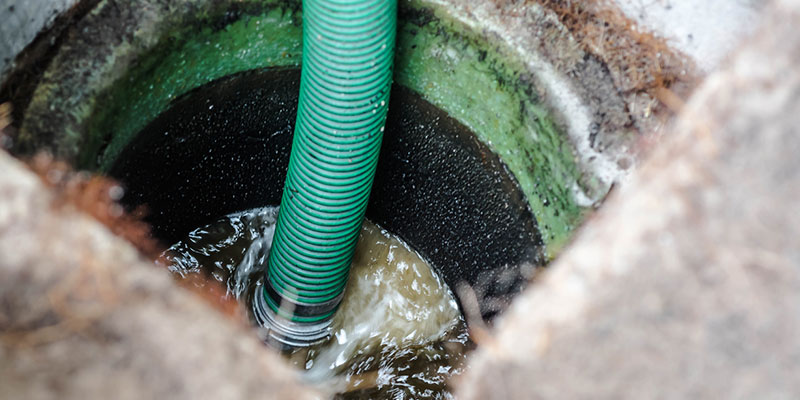 Septic Tank Cleaning: 4 Tips Each Homeowner Needs to Know