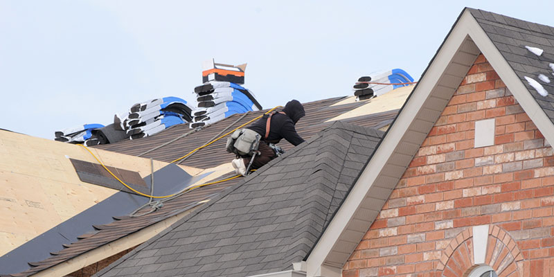 A Few Reasons Why Local Roofing Might Be Your Best Option