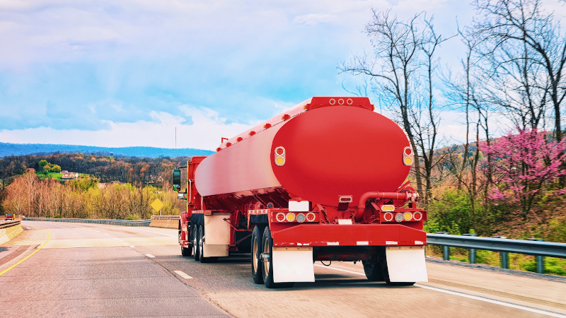 4 Big Advantages of Fuel Tank Rental Over Fuel Tank Purchase